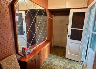 Продам 2-комнатную квартиру, 46 м2, Ставрополь, улица Дзержинского, 179