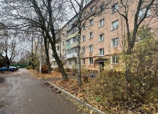 Продается 2-комнатная квартира, 40 м2, Можайск, Юбилейная улица, 4