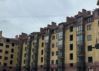 Продаю трехкомнатную квартиру, 71 м2, Владикавказ, улица Билара Кабалоева, 20