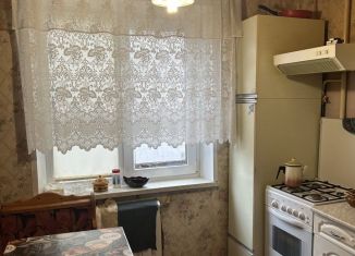 Аренда двухкомнатной квартиры, 50 м2, Электросталь, улица Тевосяна, 10