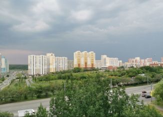 Аренда 3-ком. квартиры, 65 м2, Челябинск, улица Ворошилова, 57