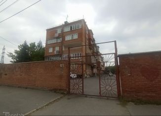 Продам трехкомнатную квартиру, 65 м2, Владикавказ, улица Кутузова, 110