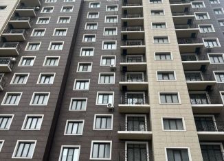 Продается двухкомнатная квартира, 93.3 м2, Махачкала, улица Лаптиева, 43А