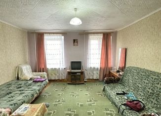 Продаю трехкомнатную квартиру, 66 м2, село Шаран, улица Ленина, 15