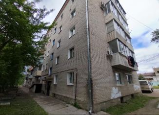 Продам трехкомнатную квартиру, 60.2 м2, Свободный, улица Комарова, 22