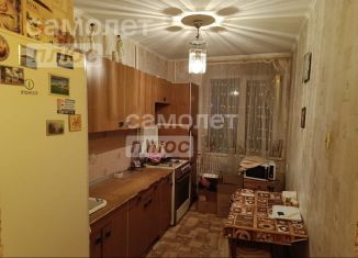 Продам трехкомнатную квартиру, 69 м2, Ставрополь, улица Бруснева, 16