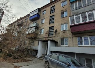 Продам 2-комнатную квартиру, 43 м2, Кыштым, улица Ленина, 44