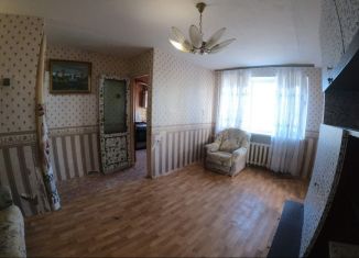 Продается двухкомнатная квартира, 40.1 м2, Суровикино, 1-й микрорайон, 48
