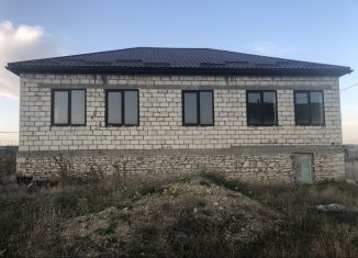 Продаю дом, 260 м2, село Сергокала, улица Азизова