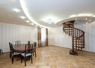 Продается многокомнатная квартира, 173.9 м2, Казань, улица Нурсултана Назарбаева, 10