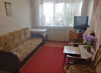 3-комнатная квартира на продажу, 49.2 м2, Навашино, проспект Корабелов, 1