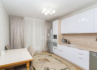 Продается 3-ком. квартира, 80.3 м2, Тюмень, улица Николая Зелинского, 19, ЖК Семейный