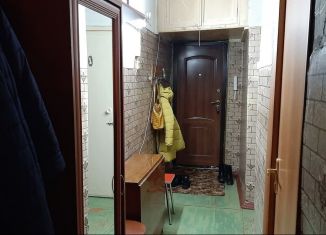 Продается комната, 25 м2, Тихвин, 4-й микрорайон, 9