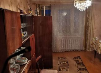 Продается трехкомнатная квартира, 60.1 м2, Красноуфимск, улица Рогозинниковых, 36