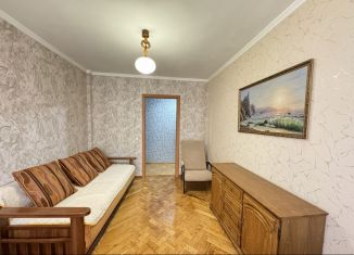 Сдам двухкомнатную квартиру, 50 м2, Крымск, улица Свердлова, 16