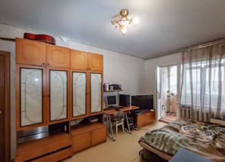 Продается 1-комнатная квартира, 37 м2, Симферополь, улица Бела Куна, 1