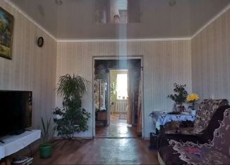 3-комнатная квартира на продажу, 62 м2, село Юмагузино, Комсомольская улица, 4