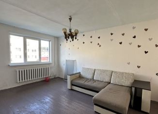 Продам двухкомнатную квартиру, 47 м2, Нижние Серги, улица Розы Люксембург