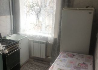 Сдам в аренду 2-комнатную квартиру, 51 м2, Белая Калитва, Коммунистическая улица, 3