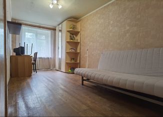 Аренда комнаты, 14 м2, Кимры, улица Чапаева, 10