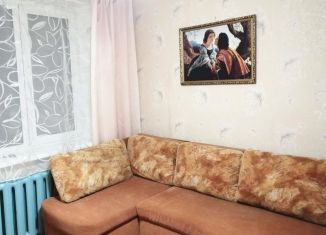 Аренда трехкомнатной квартиры, 60 м2, рабочий посёлок Уваровка, улица Урицкого, 8