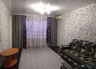 2-комнатная квартира в аренду, 51 м2, Крымск, улица Ленина, 203