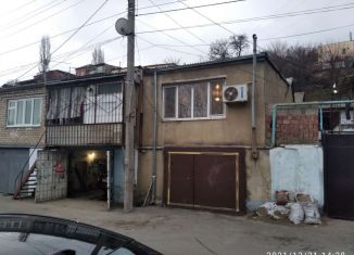 Дом на продажу, 100 м2, посёлок городского типа Кяхулай, улица Магомеда Ибрагимова, 37