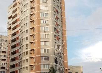 Сдается 1-ком. квартира, 50 м2, Краснодар, Кожевенная улица, 64, микрорайон Кожзавод