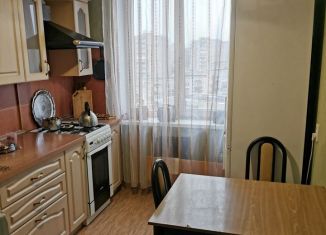 Продам трехкомнатную квартиру, 65.4 м2, Кировская область, улица Красина, 5