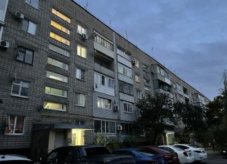 Продажа 3-комнатной квартиры, 61.5 м2, Донецк, 14-й микрорайон, 4
