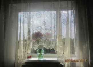 Сдача в аренду 2-ком. квартиры, 56 м2, Полысаево, улица Космонавтов, 88