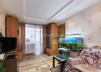 Продаю 2-комнатную квартиру, 42.6 м2, Новосибирск, улица Ватутина, 9, метро Речной вокзал