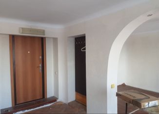 Продается 4-комнатная квартира, 90 м2, Шарыпово, микрорайон Пионерный, 26