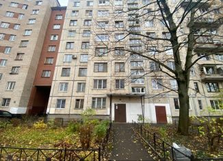 Продается 2-комнатная квартира, 47 м2, Санкт-Петербург, проспект Художников, 33к1, проспект Художников