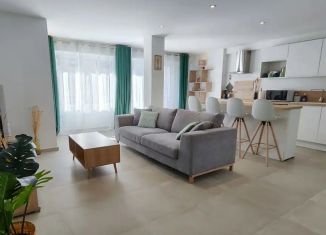 Продам двухкомнатную квартиру, 47.4 м2, Сочи, переулок Горького, 24, ЖК Сокол