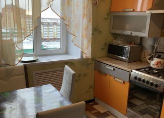 Сдаю в аренду 2-ком. квартиру, 53 м2, Череповец, Городецкая улица, 26