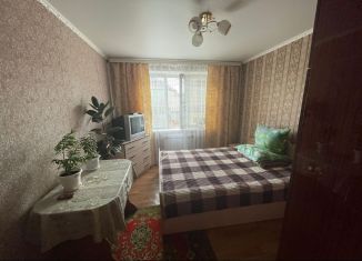 Продам 2-комнатную квартиру, 48 м2, рабочий посёлок Павловка, улица Луговая площадь, 16
