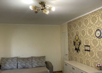 2-комнатная квартира в аренду, 40 м2, Калмыкия, улица Чкалова, 25