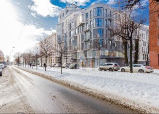 Продажа 2-ком. квартиры, 110.2 м2, Санкт-Петербург, 17-я линия Васильевского острова, 14, 17-я линия Васильевского острова