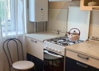 Продается 1-ком. квартира, 30 м2, Людиново, улица Гогиберидзе, 21