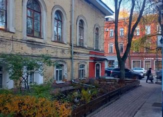 Продается многокомнатная квартира, 200 м2, Ярославль, Республиканская улица, 72