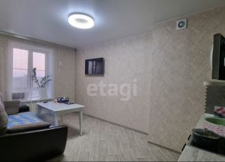 Продается 2-комнатная квартира, 50 м2, посёлок Петровский, Петровская улица, 1