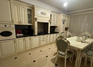 Продажа 3-комнатной квартиры, 94 м2, Хасавюрт, улица Датуева, 61А