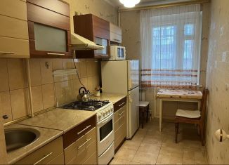 Сдача в аренду 1-комнатной квартиры, 35 м2, Коми, улица Пушкина, 49