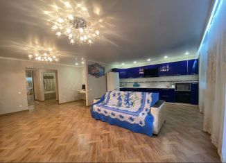 Сдается 3-комнатная квартира, 110 м2, Татарстан, улица Мидхата Булатова, 5