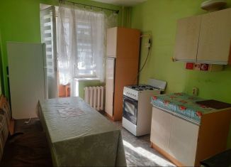 Сдается в аренду 1-комнатная квартира, 39 м2, Стерлитамак, улица Артёма, 116А