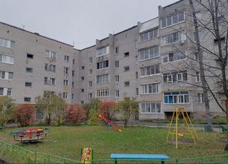 Продаю 1-комнатную квартиру, 38 м2, Смоленск, улица Крупской, 61Б