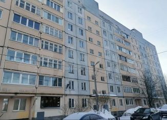 Продам 1-комнатную квартиру, 45.5 м2, Ленинградская область, Центральная улица, 8к2