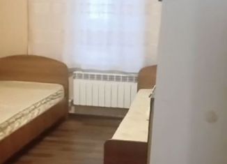 Сдам 1-ком. квартиру, 40 м2, Махачкала, улица Юсупа Акаева, 83