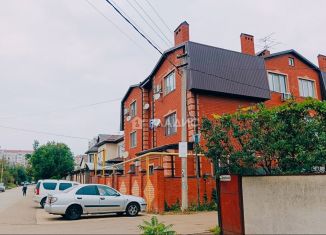 Продам 2-комнатную квартиру, 65 м2, Краснодар, Заполярная улица, 109